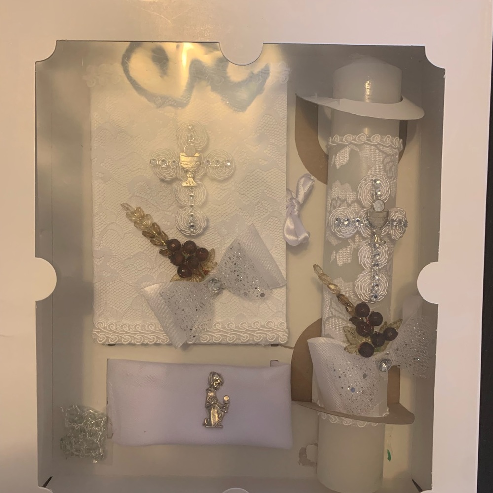 Girls first communion set - Picture 2 of 5
